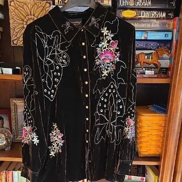 Soft Surroundings Chocolate Velvet Top with Floral Embroidery, Size XL. - Picture 1 of 9